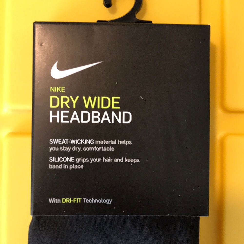 Nike Dry Wide Headband - Picture 2 of 5